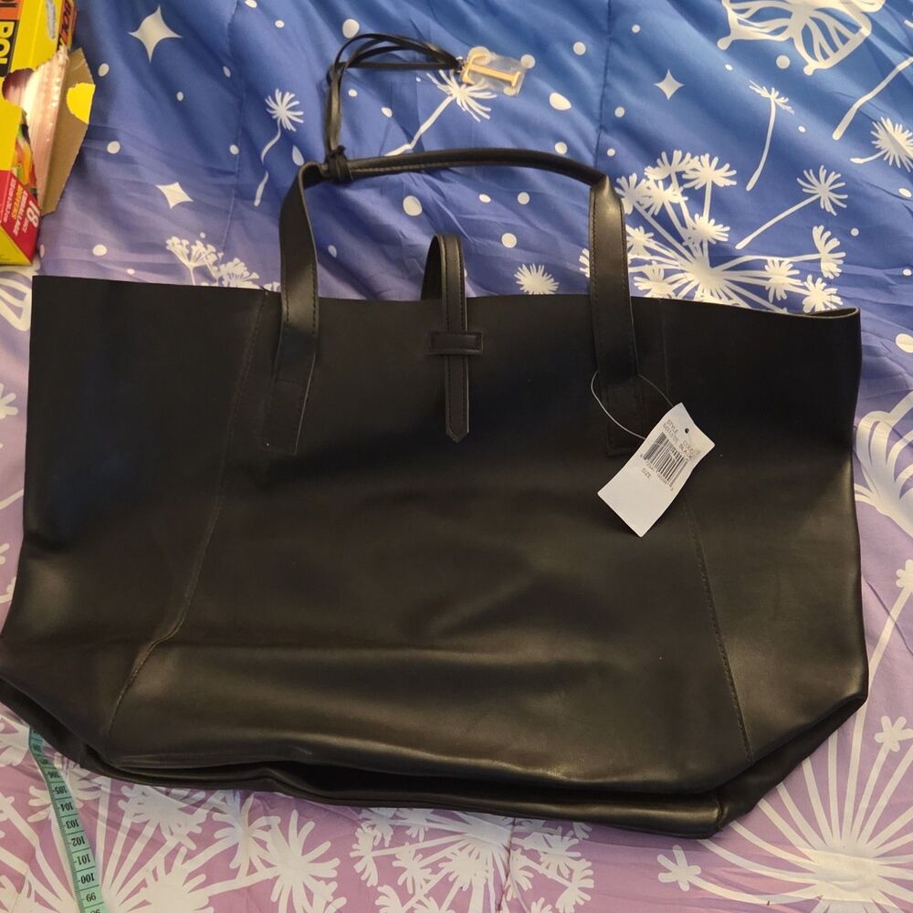 Saks Fifth Avenue Black Tote Bag Gold Hardware Logo Charm Double Handles